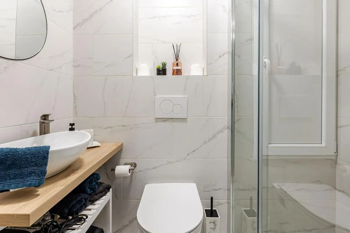 Cosy Appartement Met Tuin In Centrum Antwerpen Gratis Parking Free Parking!
