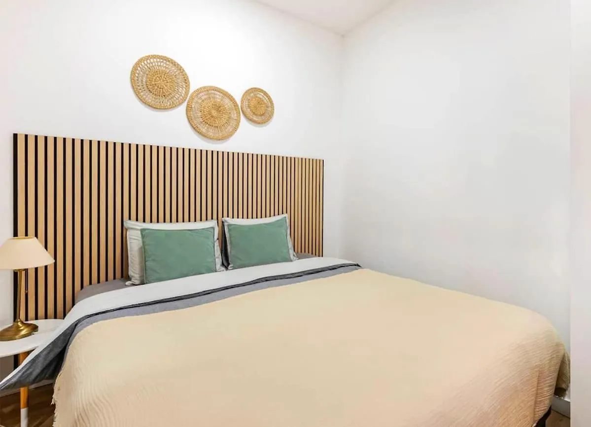 Cosy Appartement Met Tuin In Centrum Antwerpen Gratis Parking Free Parking! Апартаменты