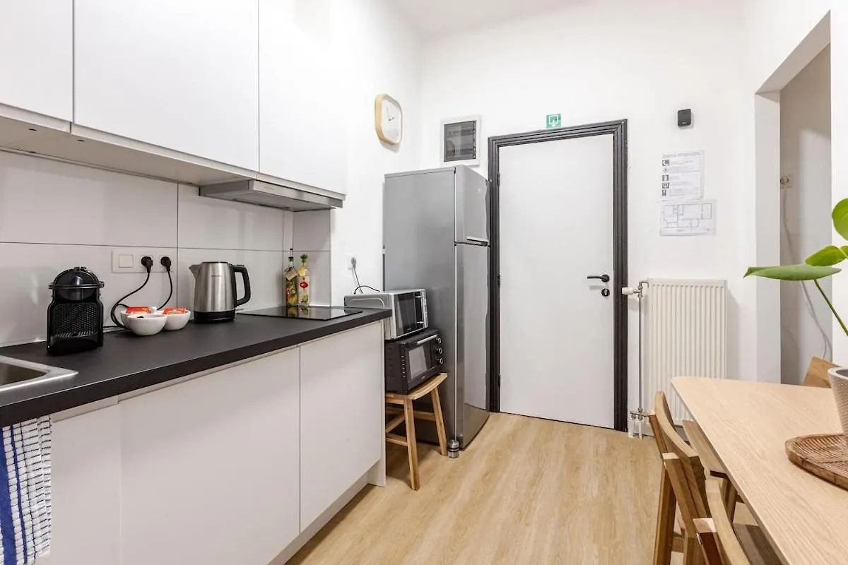 Cosy Appartement Met Tuin In Centrum Antwerpen Gratis Parking Free Parking! Бельгия