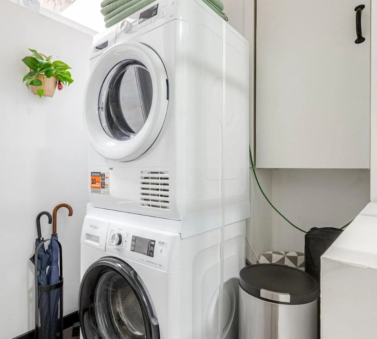 Cosy Appartement Met Tuin In Centrum Antwerpen Gratis Parking Free Parking! 0*, Антверпен